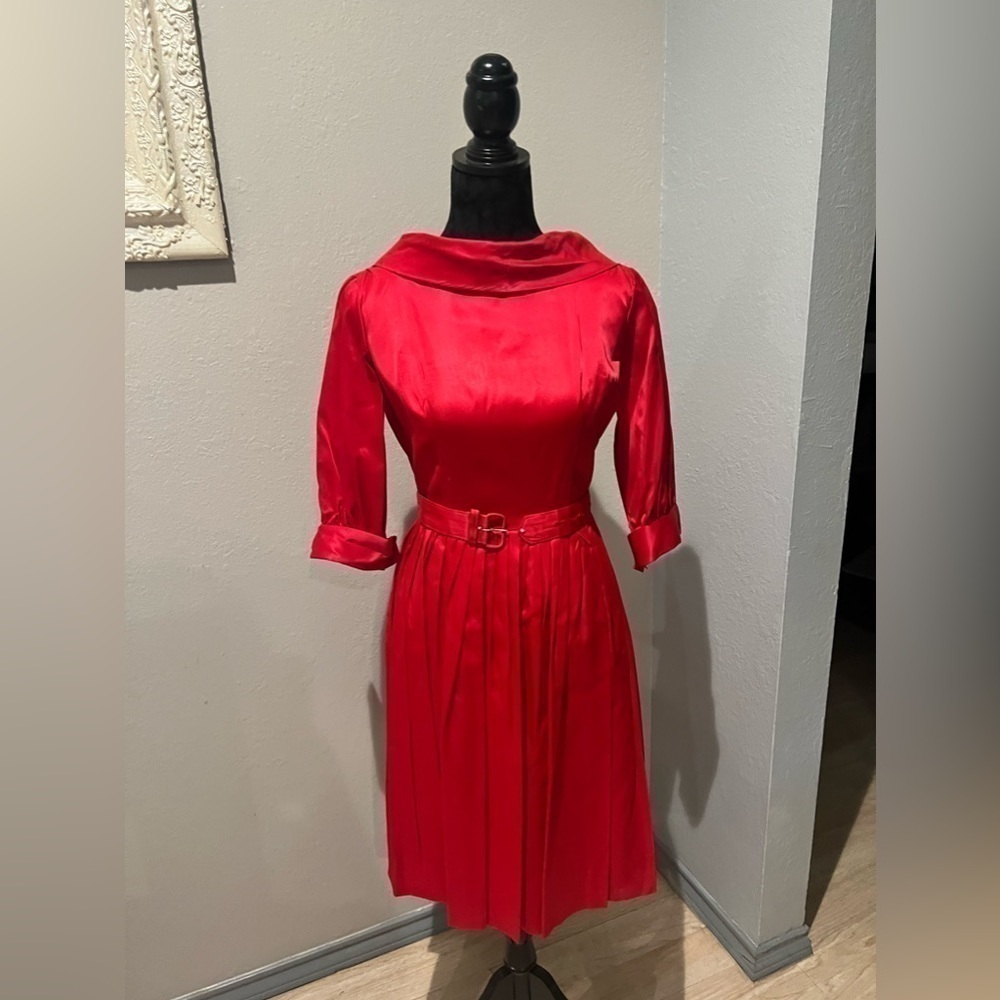 Vintage late 1950’s early 1960’s satin dress
